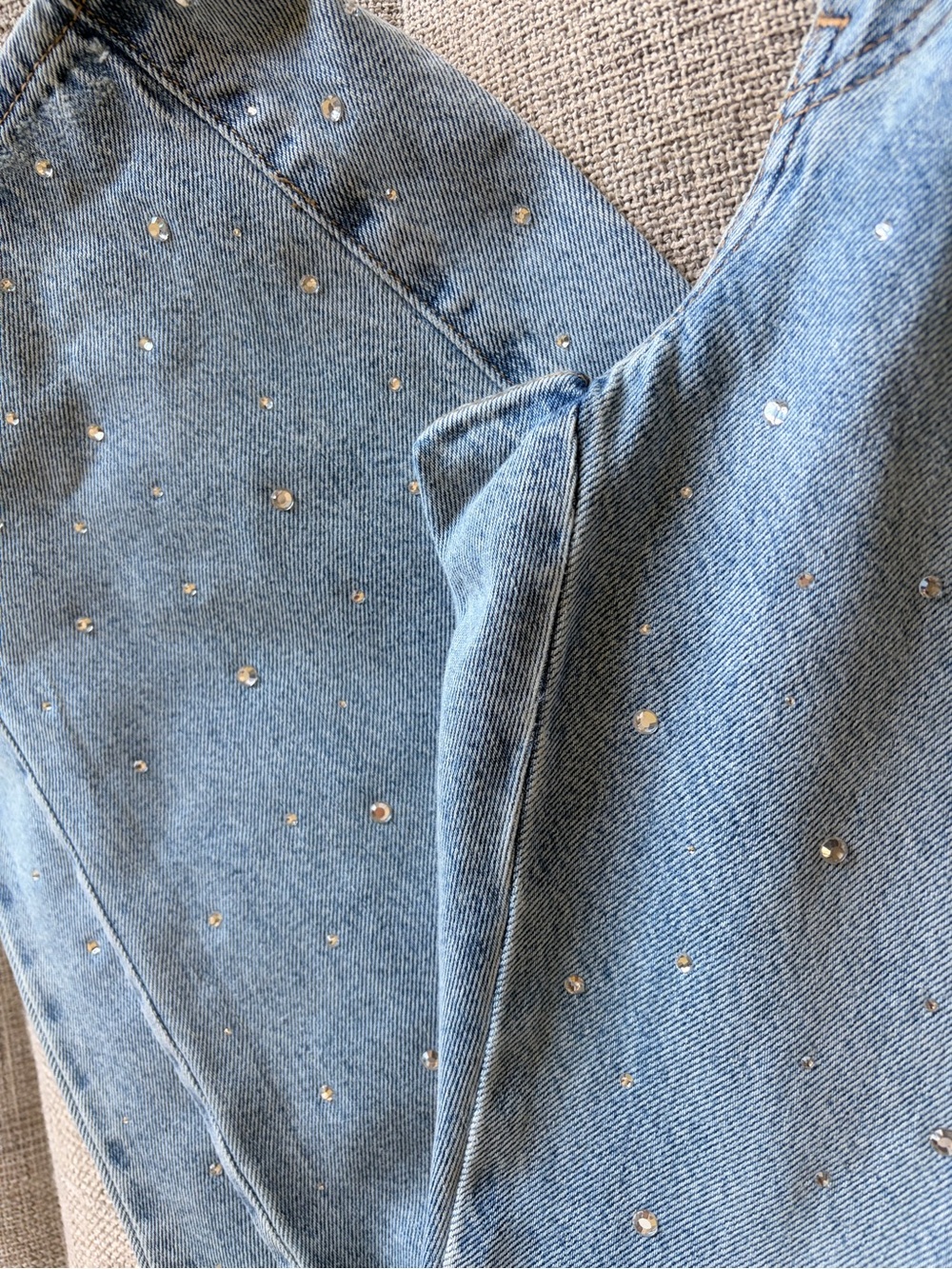 NWT Embellished ( front and back) Levi barrel Jeans - Picture 3 of 5